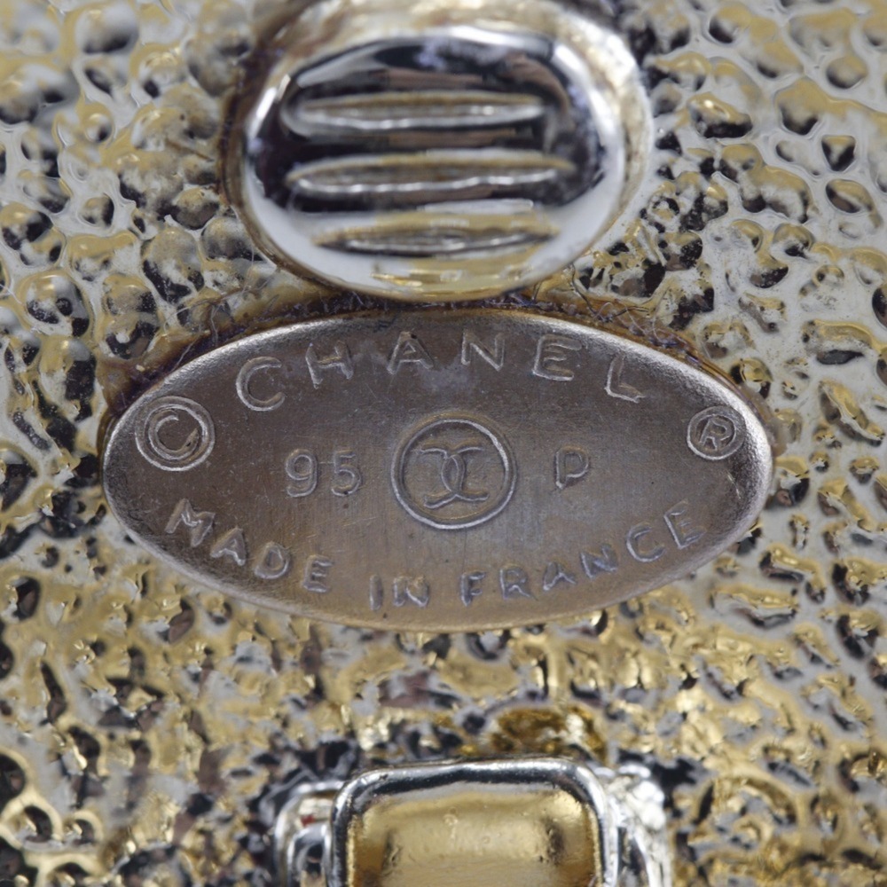 CHANEL Gold Logo Earrings - Picture 5 of 6